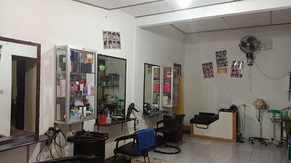 Photo Varis Salon