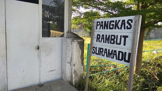 Photo Pangkas rambut Suramadu