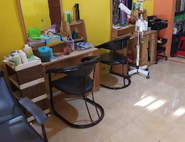 Az Zahra Salon